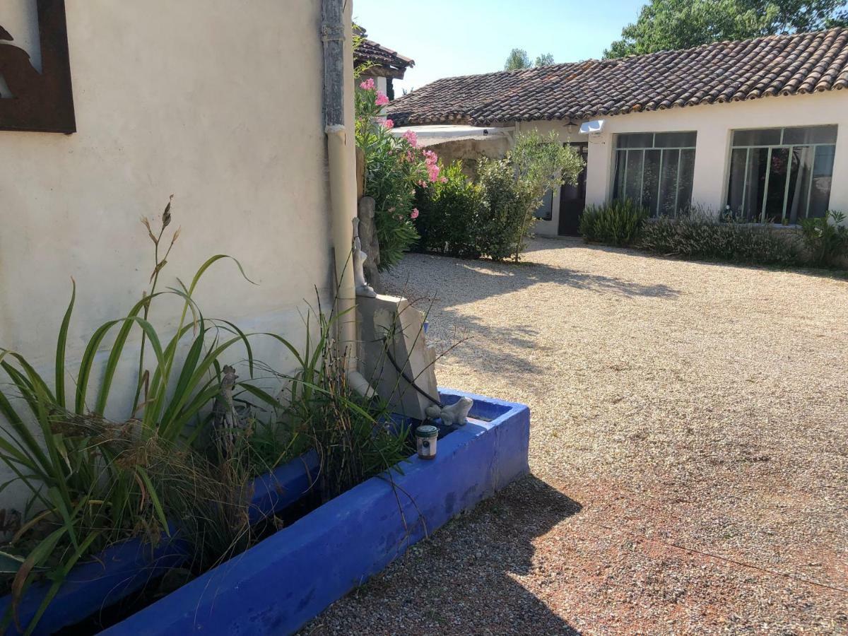فيلا Le Luberon Des Artistes Oppède المظهر الخارجي الصورة